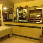 Artemis Hotel
