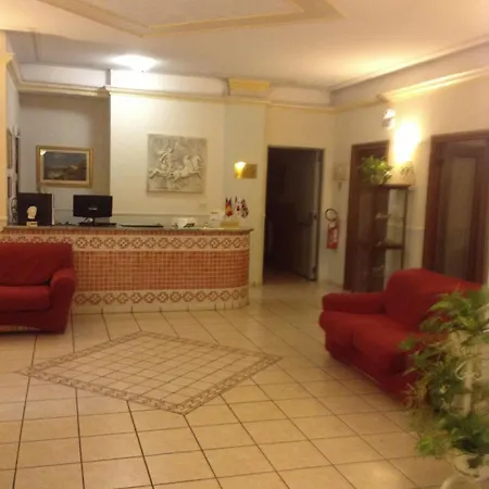Artemis Hotel Nemi