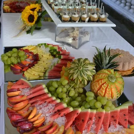 Artemis Hotel