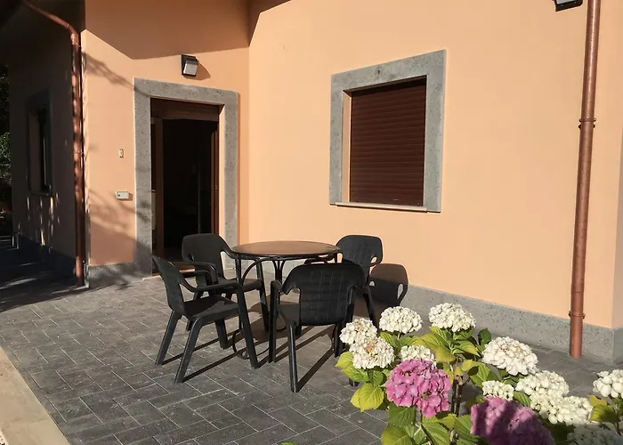 Artemis Hotel Nemi